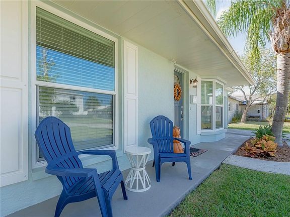3rd image of 2074 Bayou Grande Blvd NE