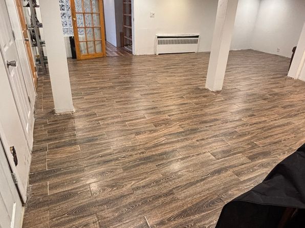 (undisclosed Address)