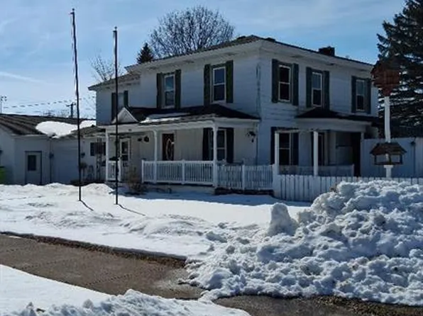 307 S Spring St, Augusta, WI 54722