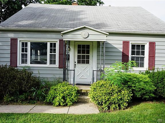2nd image of 19 Nordale Ave