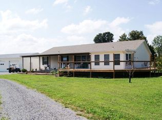 532 Martin Ridge Ln, Gainesboro, TN 38562