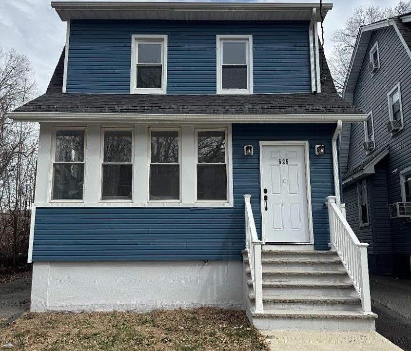 1st image of 525 Argyle Ave