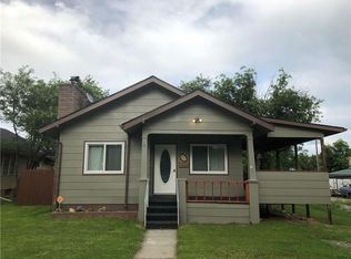 812 3rd St W, Roundup, MT 59072