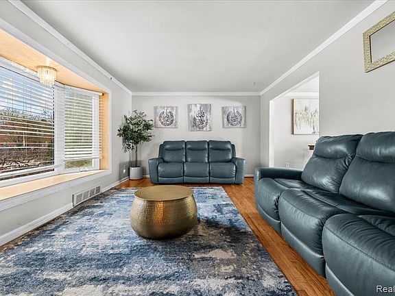 5th image of 6716 Rosedale Blvd