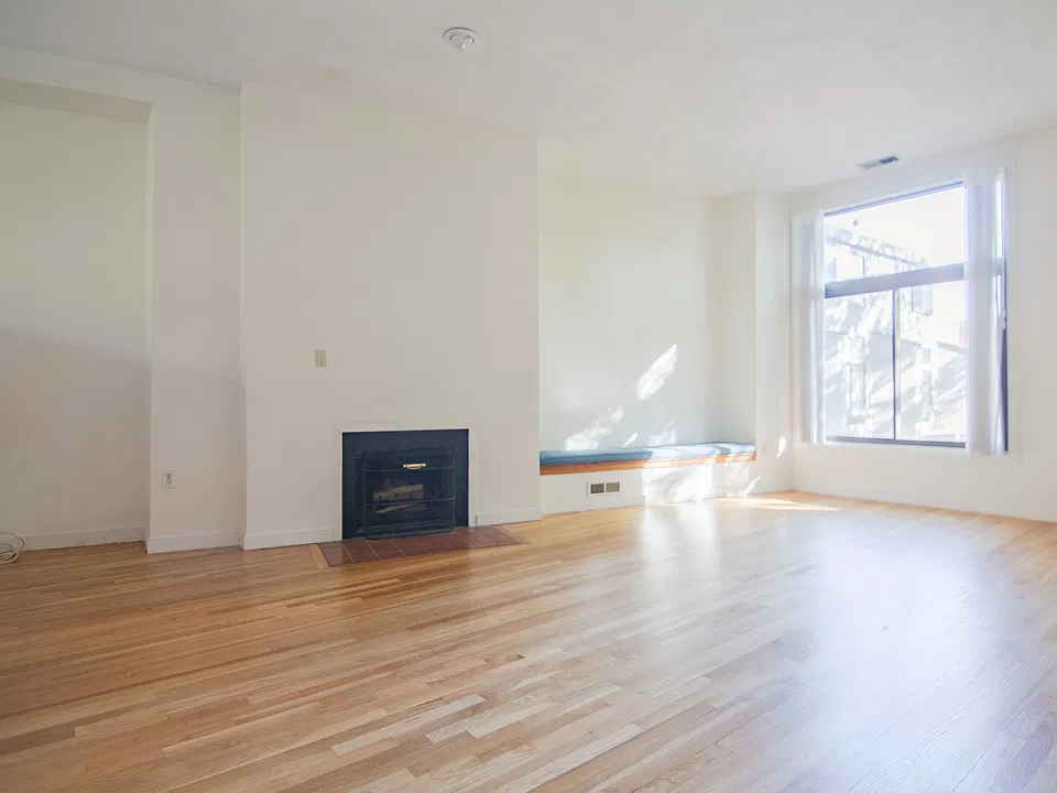 581 Mount Auburn St #7