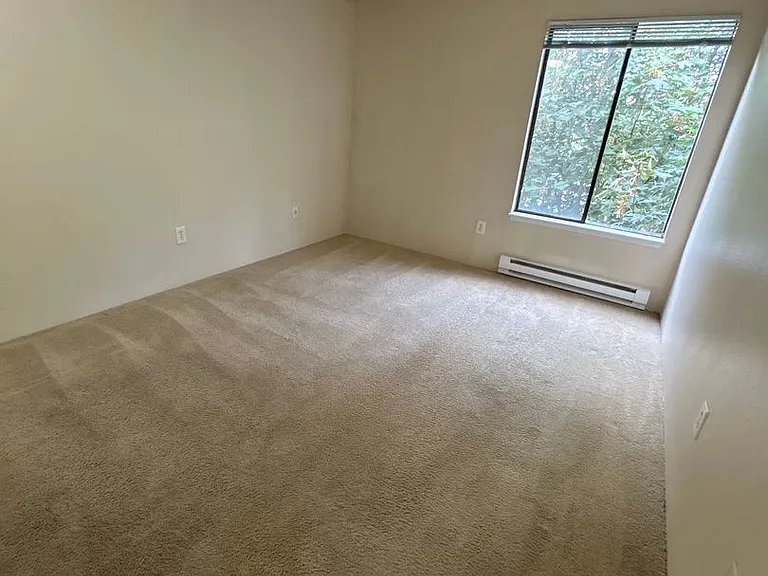 Cresswell Apartments — Photo 27