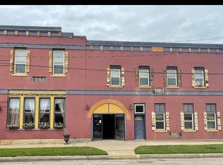 105 N Topeka Ave, Burlingame, KS 66413