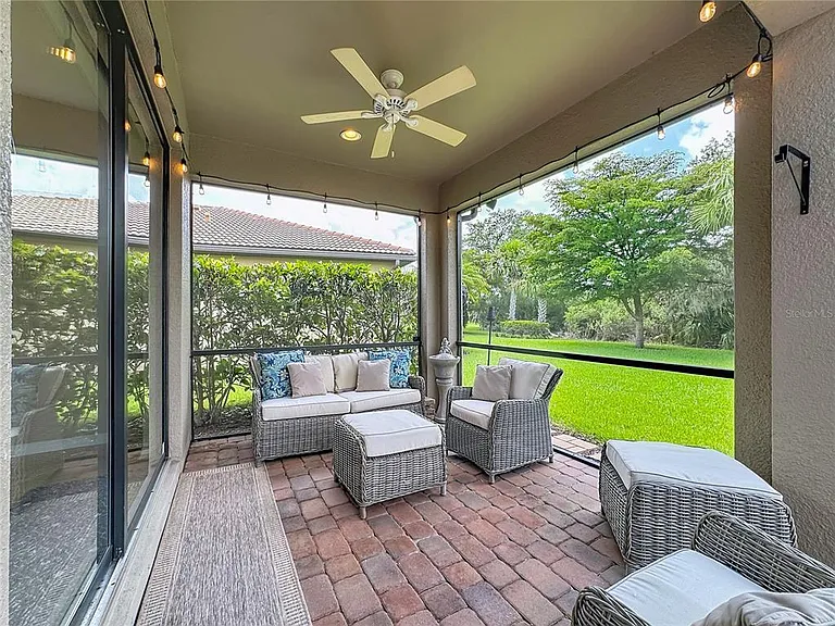 11230 Sandhill Preserve Dr — Photo 40
