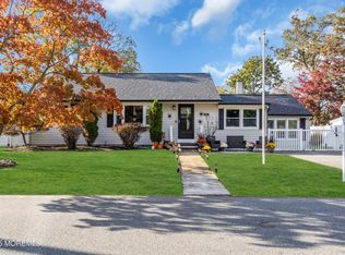 616 Cable Ave, Beachwood, NJ 08722