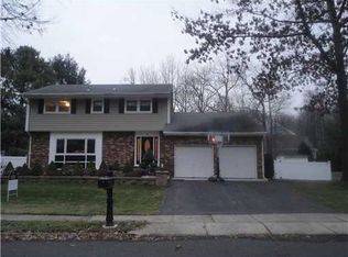 6 Oakland Rd, Old Bridge, NJ 08857