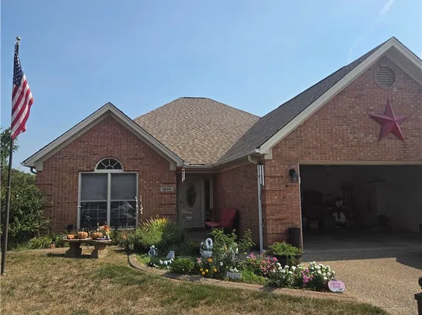1898 Woodside Drive, Clarksville, IN 47129