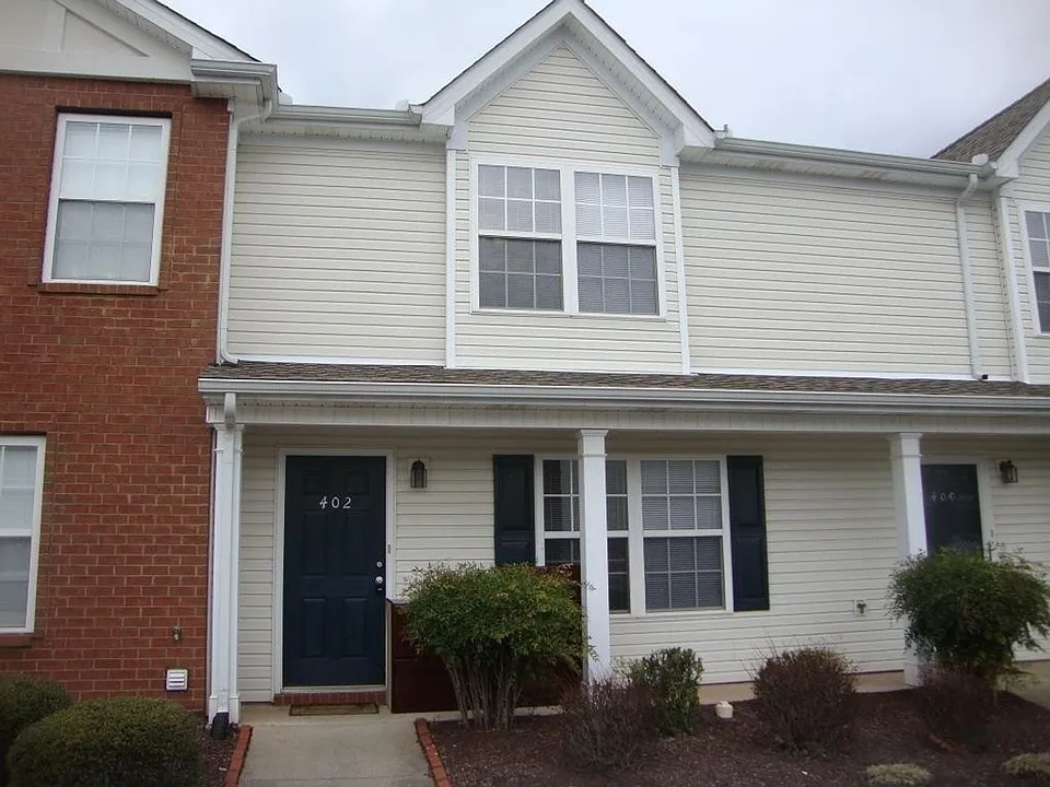 402 Arapaho Dr