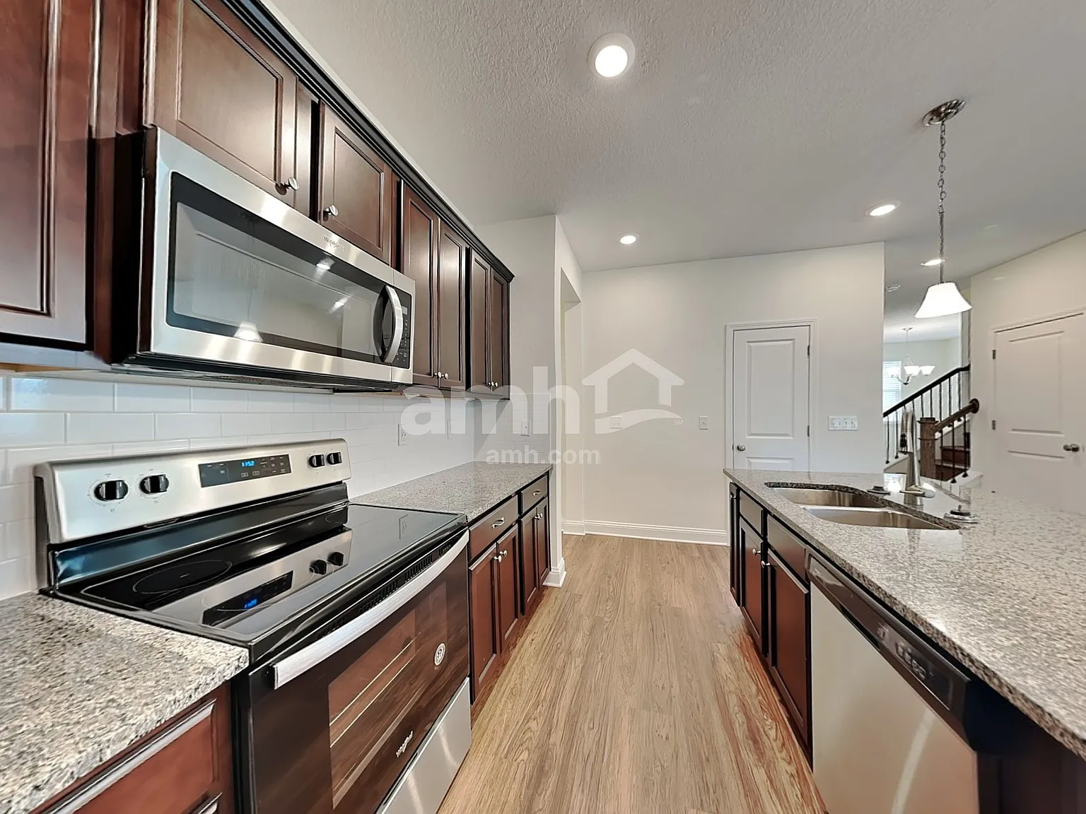 4 bed, 2.5 bath, 2078 sqft, $2,750 — Photo 4