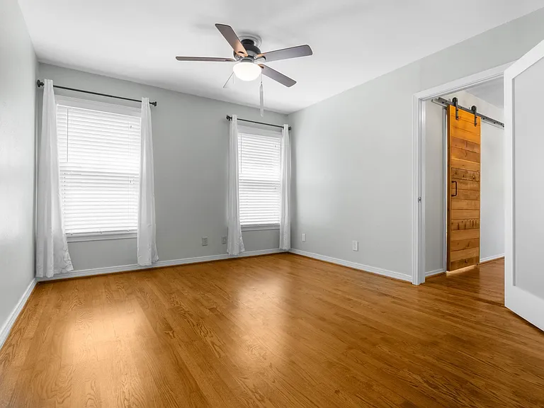563 Hambrick Rd — Photo 5