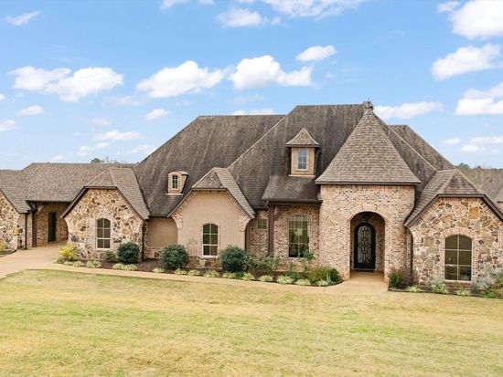 165 Abby Gail Dr, Longview, TX 75605