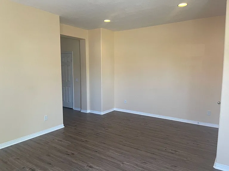 2415 Arboretum Ave — Photo 5