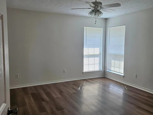 520 24th St NE, Paris, TX 75460