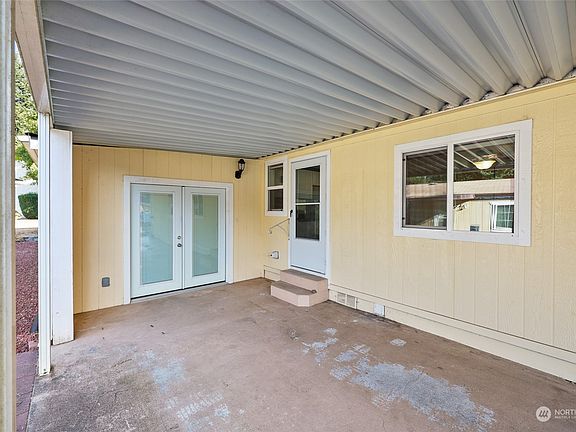 3rd image of 3700 14th Avenue SE #120