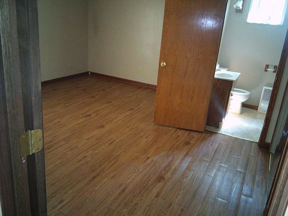 2nd image of 589 Saint Paul St