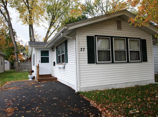 37 Madison Ter, Rochester, NY 14617