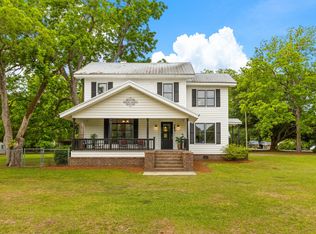 285 Roosevelt Dr, Saint Stephen, SC 29479