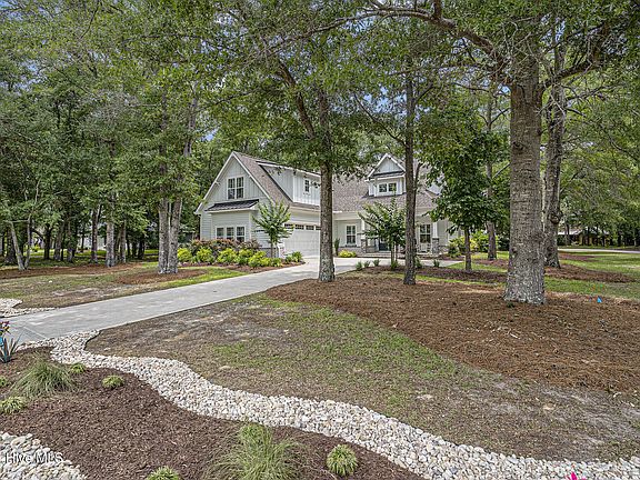 2nd image of 610 Oyster Bay Drive