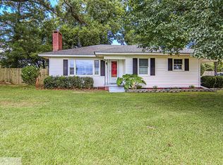 774 Old Smith Chapel Rd, Mount Olive, NC 28365