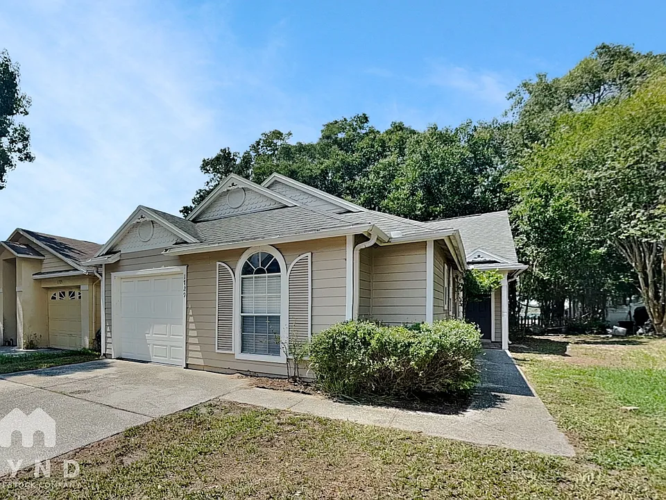 1729 Chatham Cir