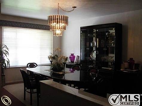 Formal dining room.jpg