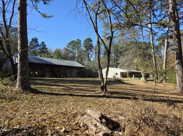 1951 Evening Shade Dr, Evening Shade, AR 72532