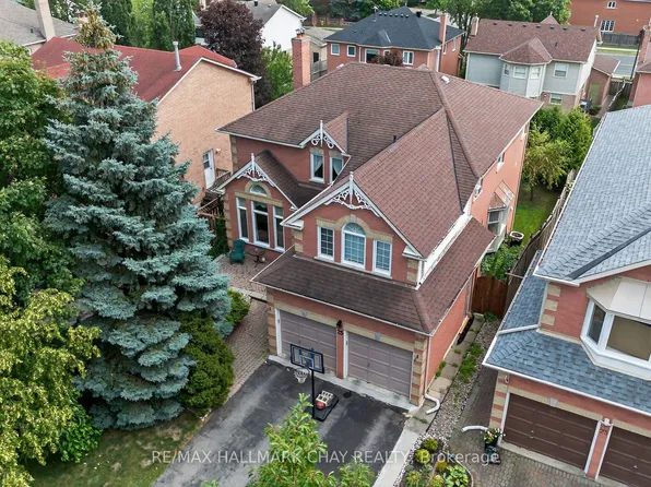 25 Heatherwood Cres, Markham, ON L3R 8W5