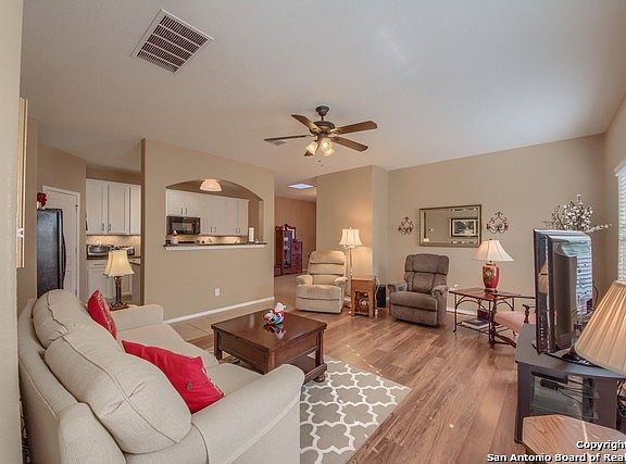 4th image of 26906 Villa Toscana