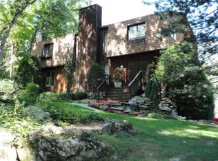 4 Curtis Dr, Vernon, NJ 07462