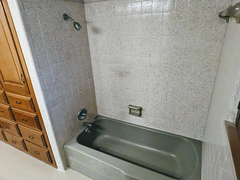 2657 Chateau Dr — Photo 43