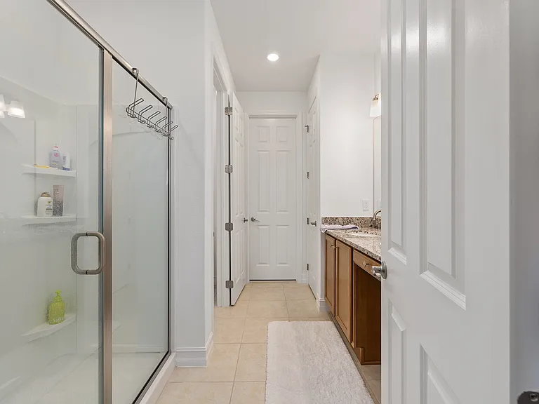 3335 NW 52nd Avenue Rd — Photo 22