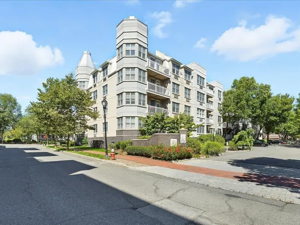 15 Freedom Way image 24 of 48