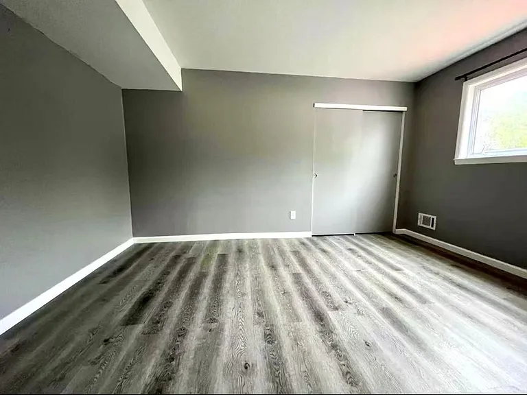 148 Slater Blvd #1R — Photo 8