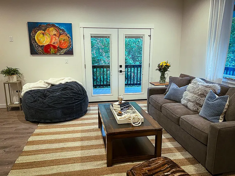 472 E Alder Dr — Photo 22