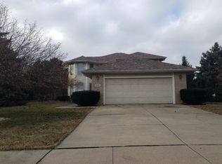 4241 Morning Dove Dr, Oregon, OH 43616