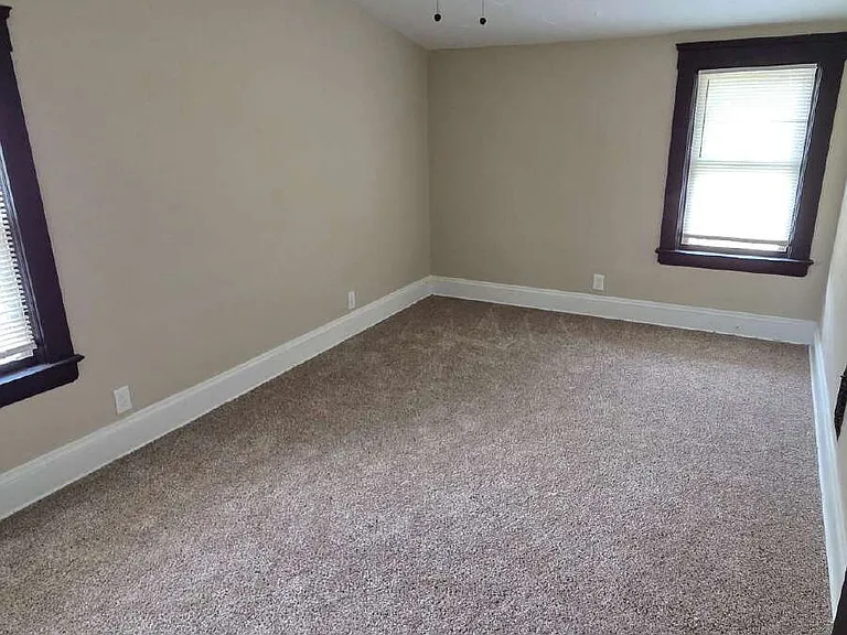 3622 Cecilia Ave — Photo 9