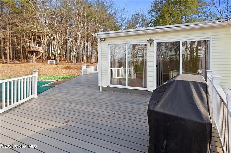 5th image of 289 Miller Road