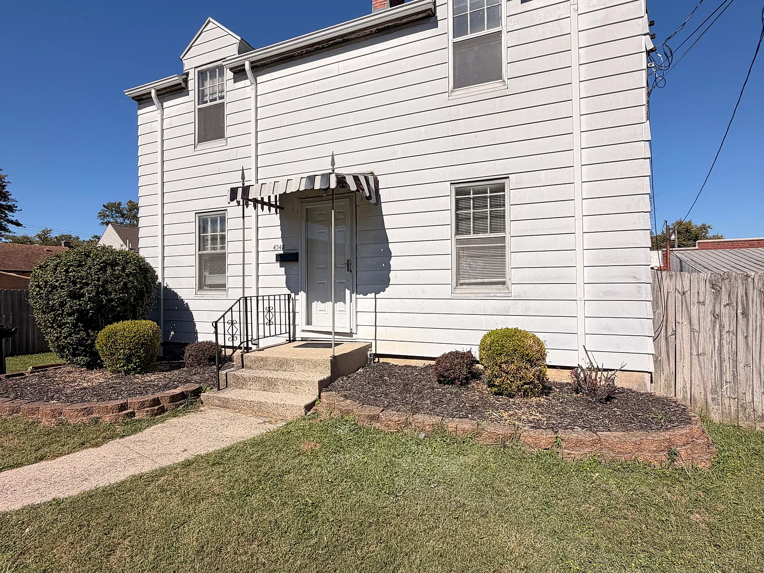 2 bed, 1232 sqft, $1,750 — Photo 1