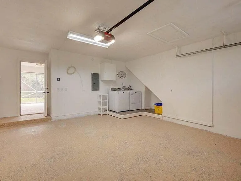10758 Lake Jasmine Dr — Photo 31