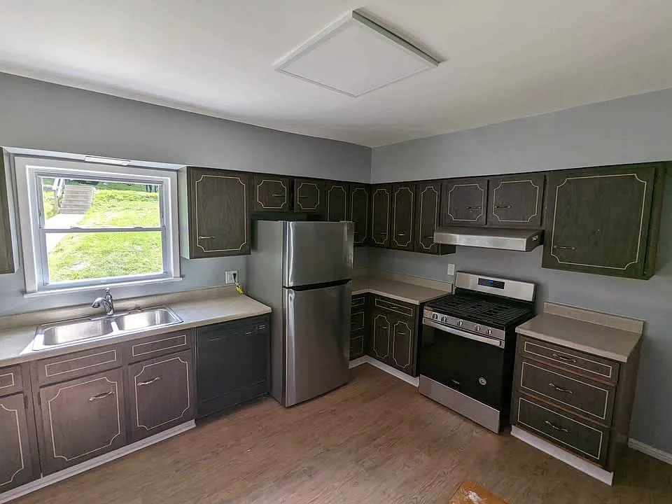 3 bed, 1720 sqft, $1,350 — Photo 3