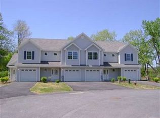 46 Cobblestone Ct, Schenectady, NY 12306