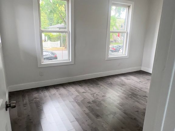 2nd image of 21 Oak St #1