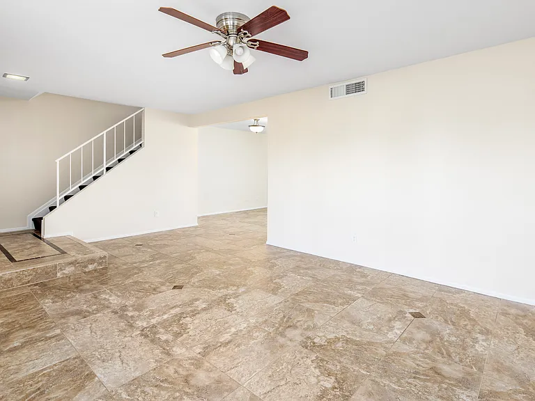8323 E Vista Dr — Photo 3