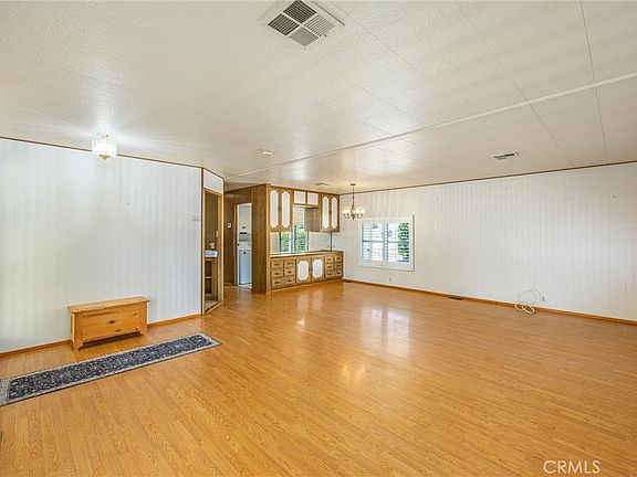 5th image of 9635 Crestknoll Dr