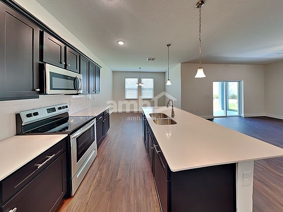 3rd image of 6119 Little Bluff Cir