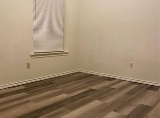 1518 Cherry St, Gainesville, TX 76240